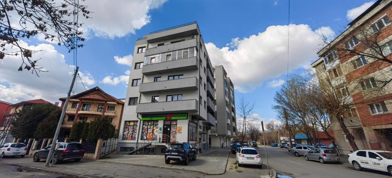 Apartament 1 Mai Bloc Nou-Self Check-In Craiova Exterior foto